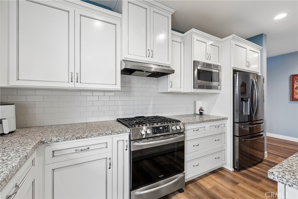 3530 Lakeside Village, Paso Robles, CA 93446