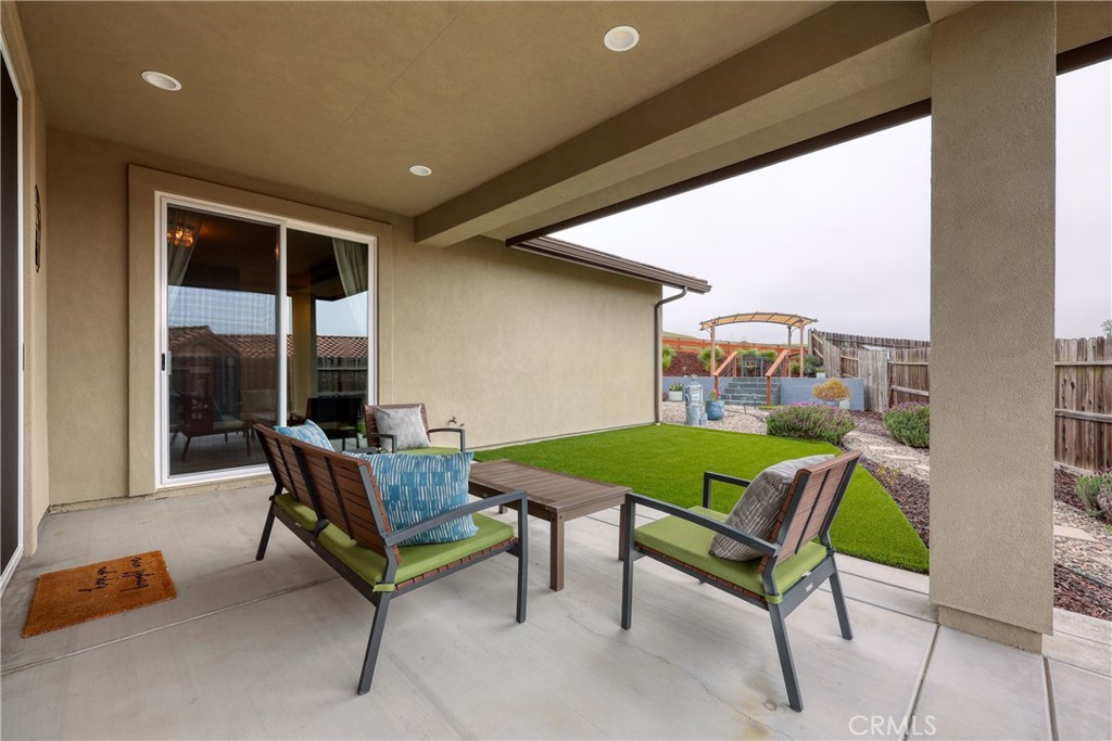 3530 Lakeside Village, Paso Robles, CA 93446