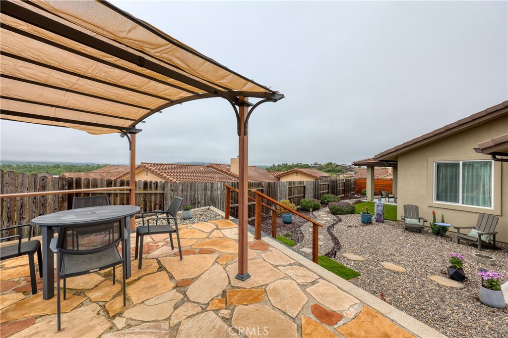 3530 Lakeside Village, Paso Robles, CA 93446