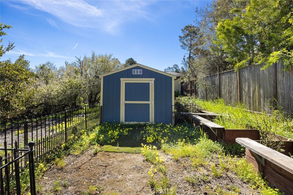 2315 Adams St, Cambria, CA 93428
