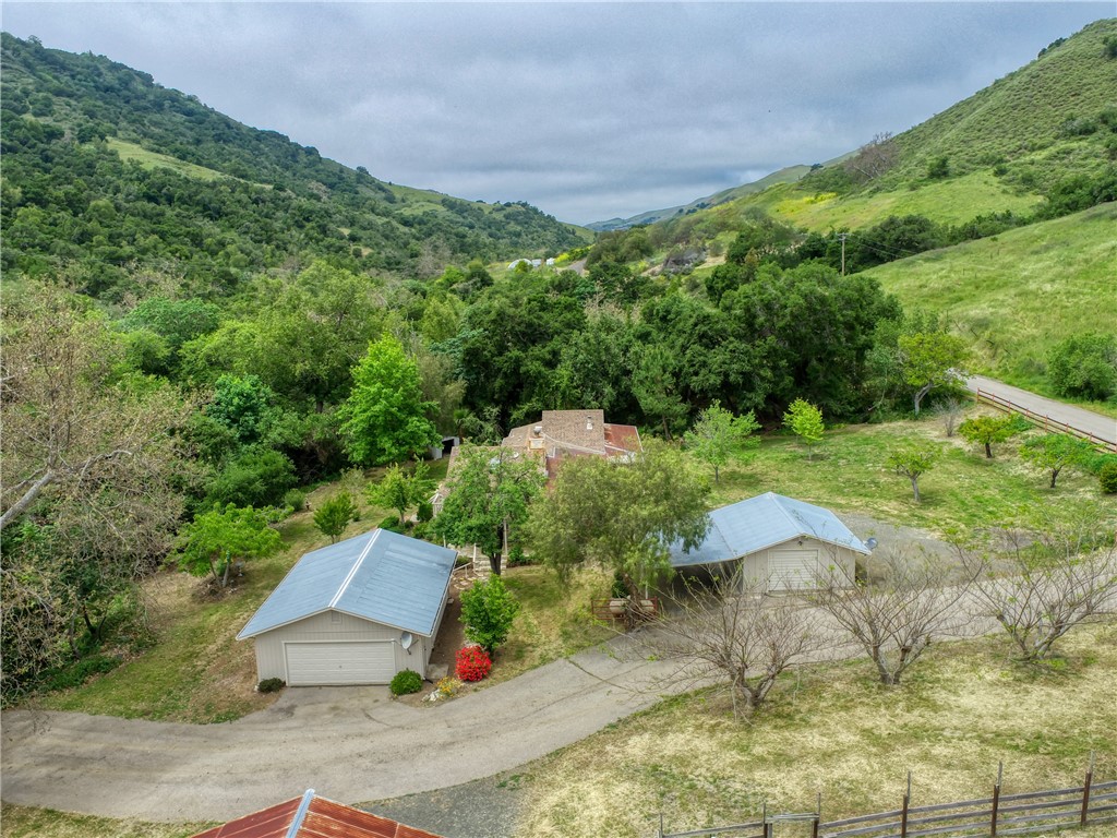 7515 Santa Rosa Creek Rd, Cambria, CA 93428