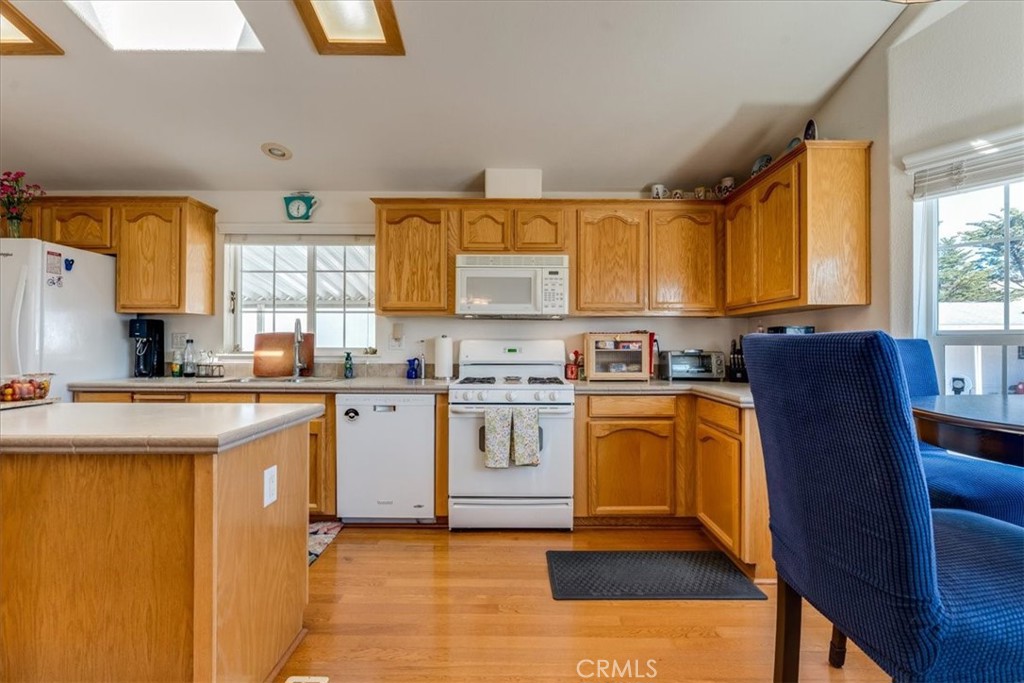 3395 S Higuera St #4, San Luis Obispo, CA 93401