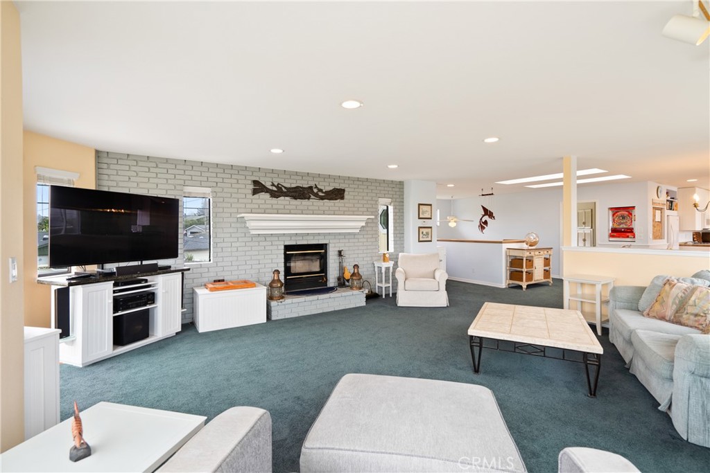 1765 Pine Ave, Los Osos, CA 93402