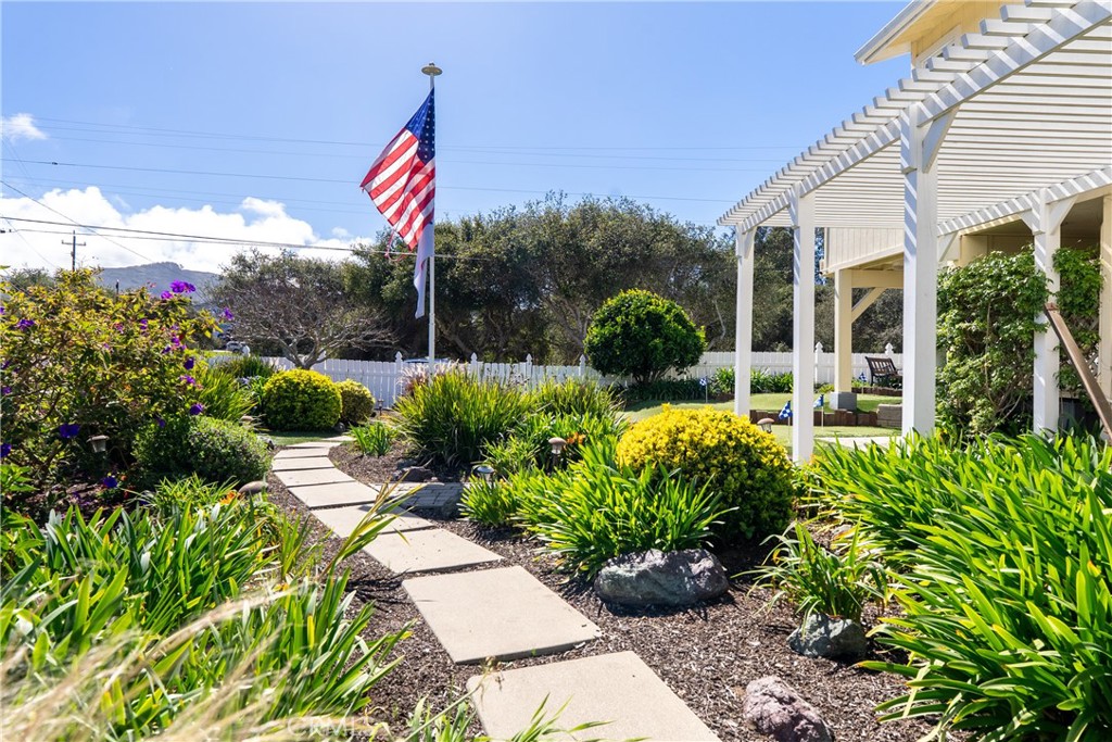 1765 Pine Ave, Los Osos, CA 93402