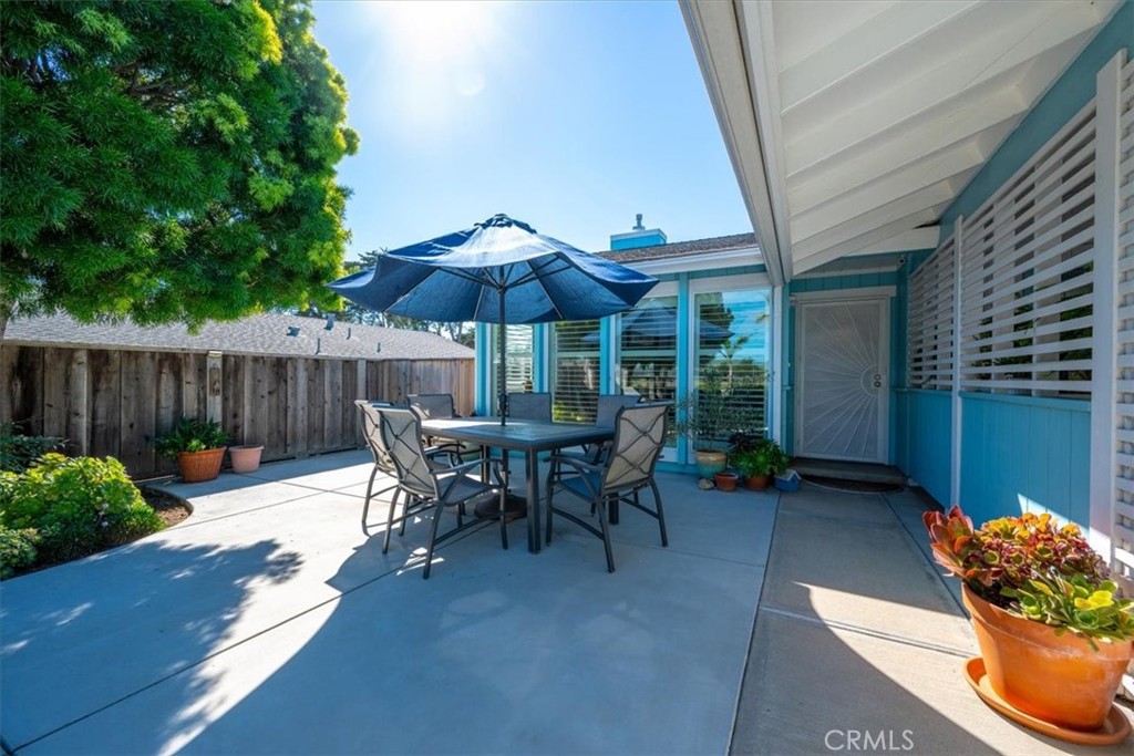 1461 18th, Los Osos, CA 93402