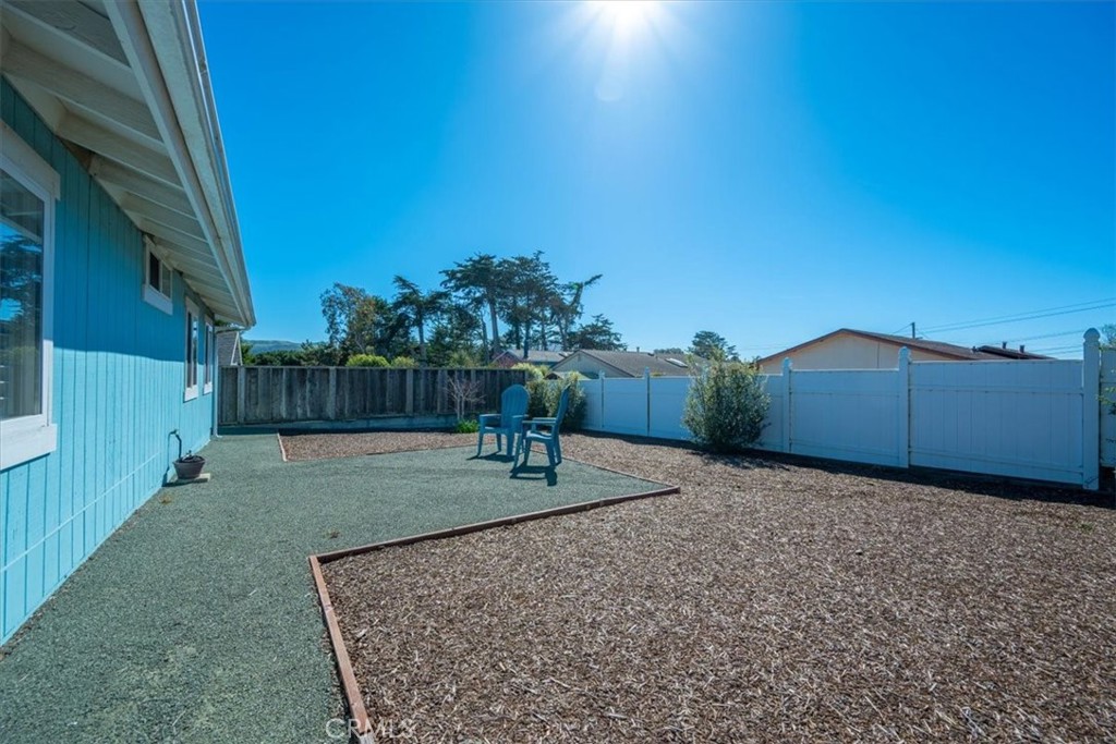 1461 18th, Los Osos, CA 93402