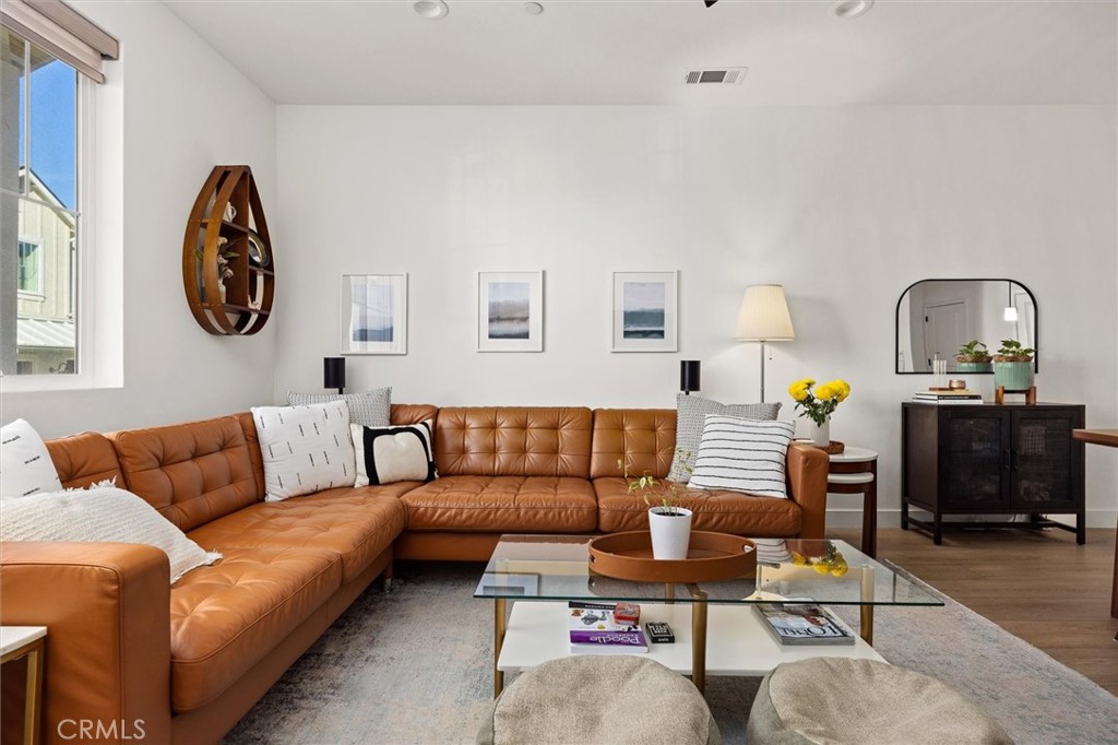 1174 Tiburon, San Luis Obispo, CA 93401