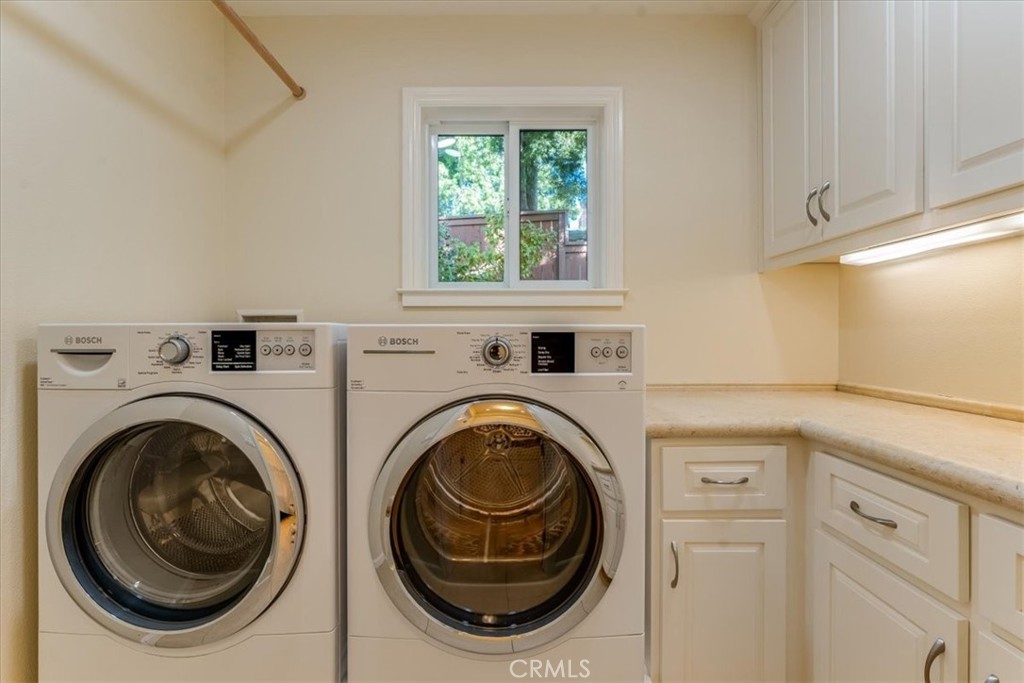 1674 La Vineda Ct, San Luis Obispo, CA 93401