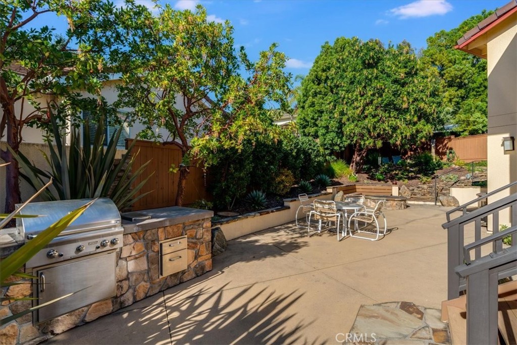 1674 La Vineda Ct, San Luis Obispo, CA 93401