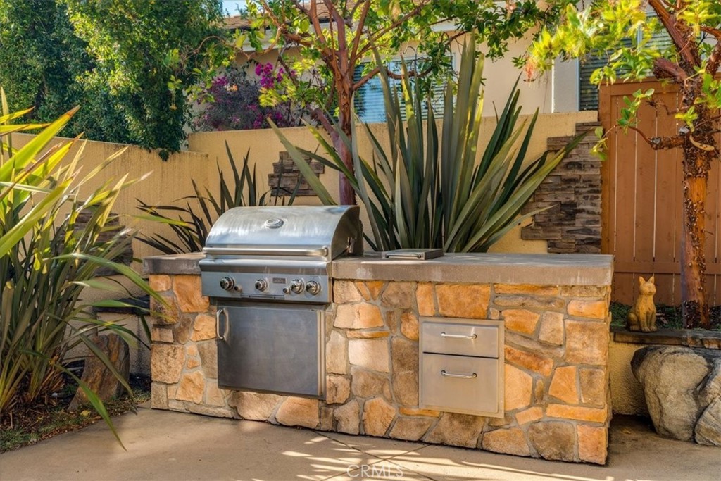 1674 La Vineda Ct, San Luis Obispo, CA 93401