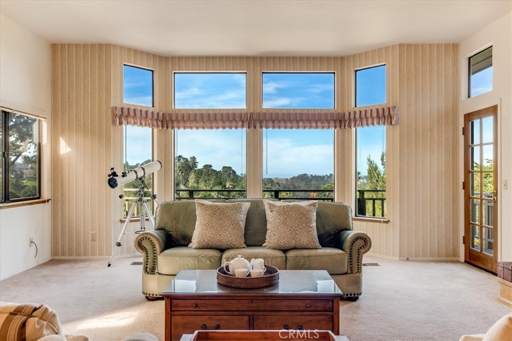 3171 Rogers Dr, Cambria, CA 93428