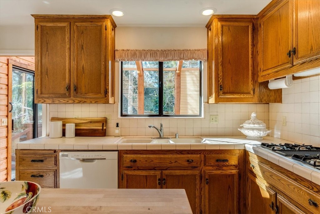 3171 Rogers Dr, Cambria, CA 93428