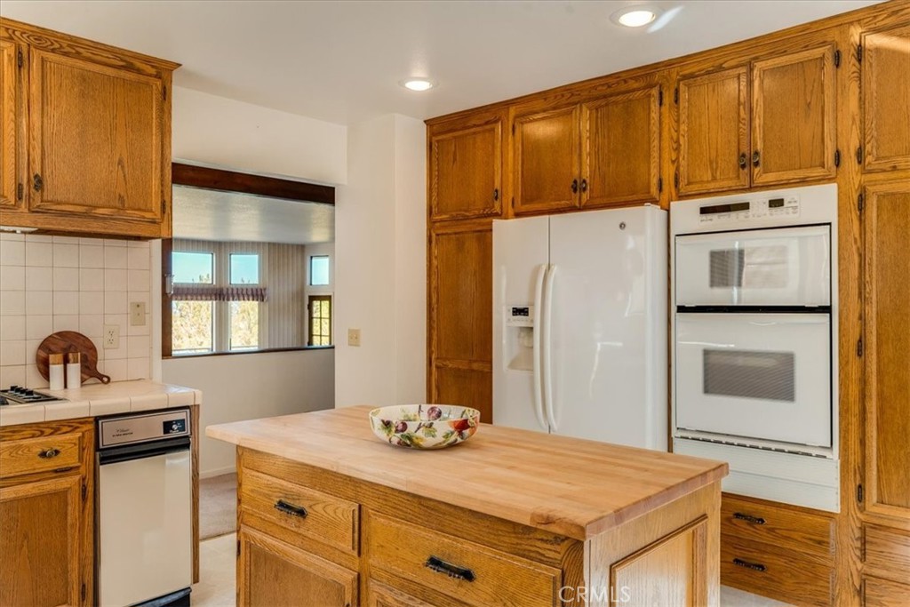 3171 Rogers Dr, Cambria, CA 93428