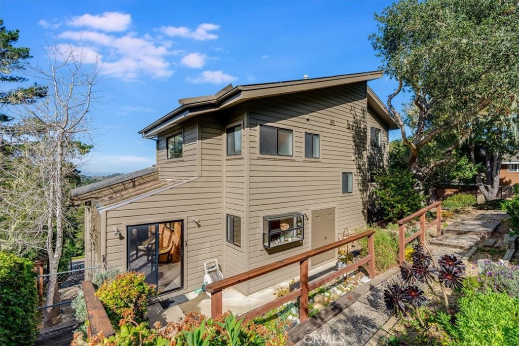 3171 Rogers Dr, Cambria, CA 93428