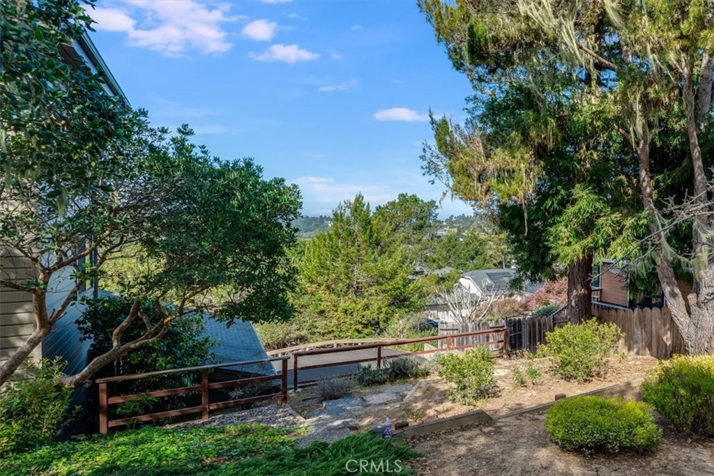 3171 Rogers Dr, Cambria, CA 93428
