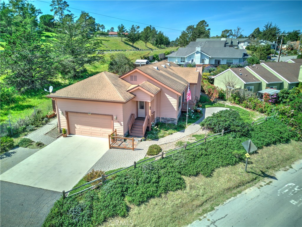 3199 Eton Rd, Cambria, CA 93428
