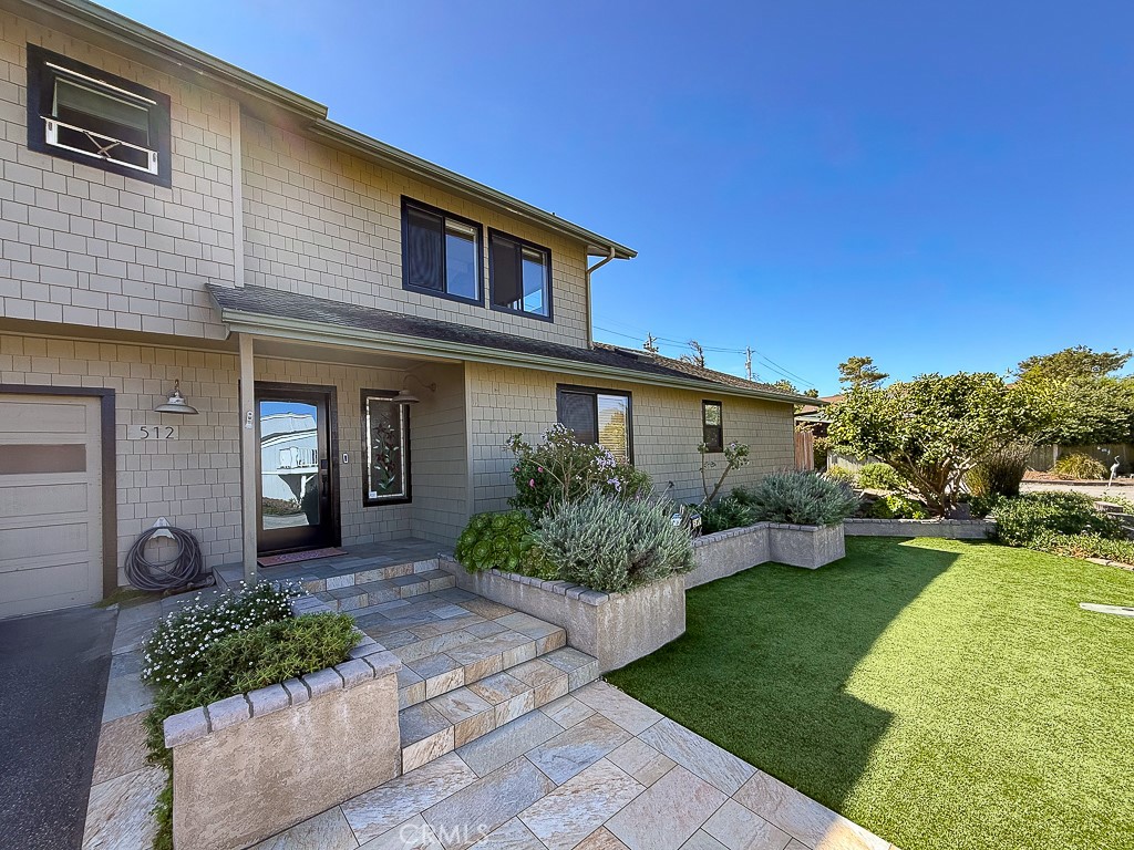 512 Worcester Dr, Cambria, CA 93428