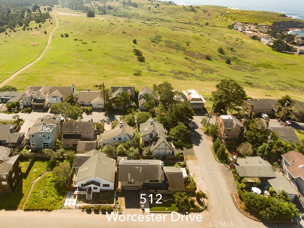 512 Worcester Dr, Cambria, CA 93428