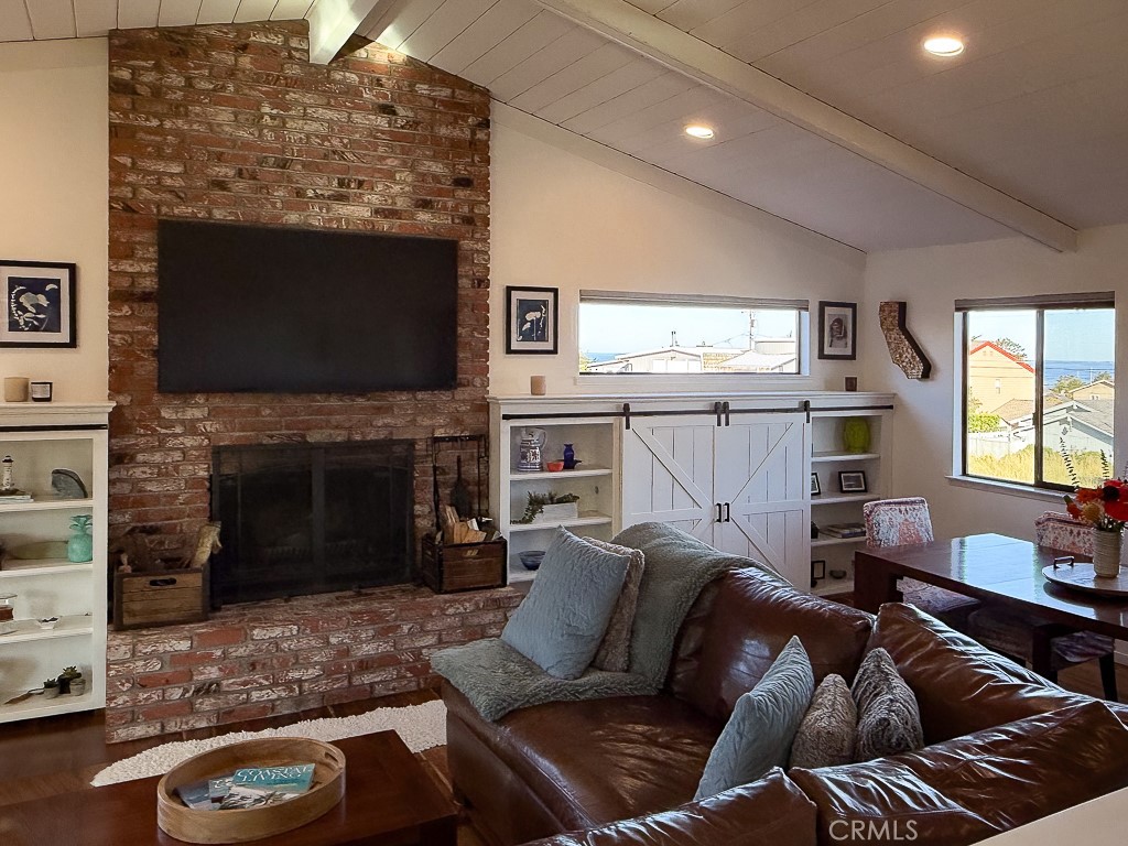 512 Worcester Dr, Cambria, CA 93428