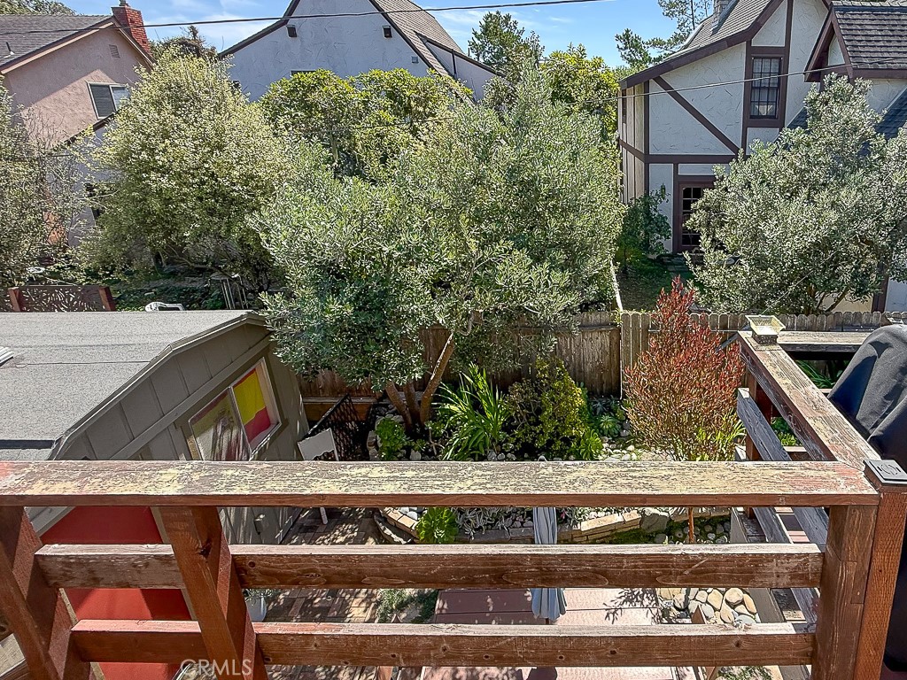 512 Worcester Dr, Cambria, CA 93428