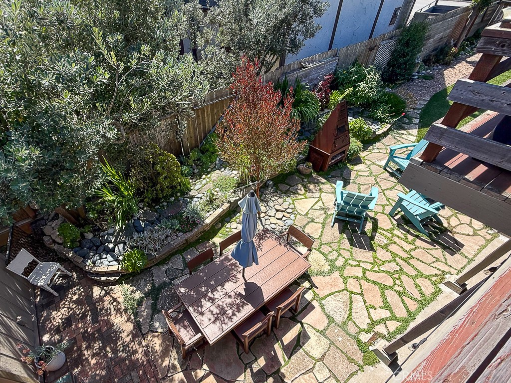 512 Worcester Dr, Cambria, CA 93428