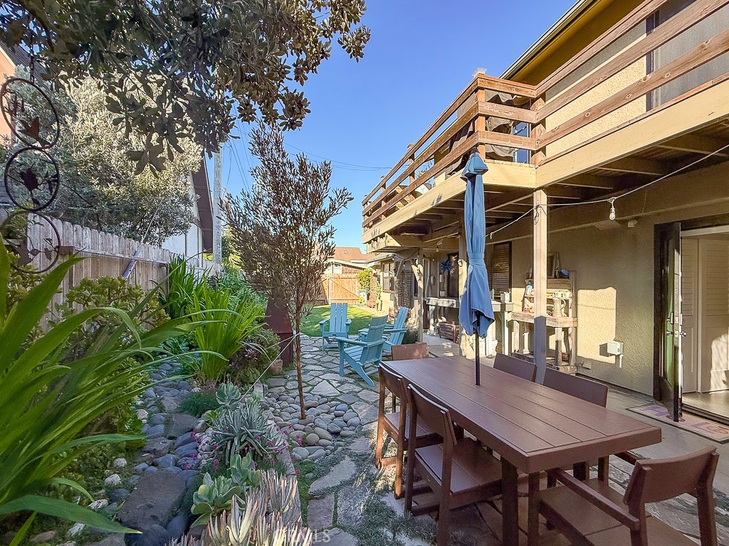 512 Worcester Dr, Cambria, CA 93428