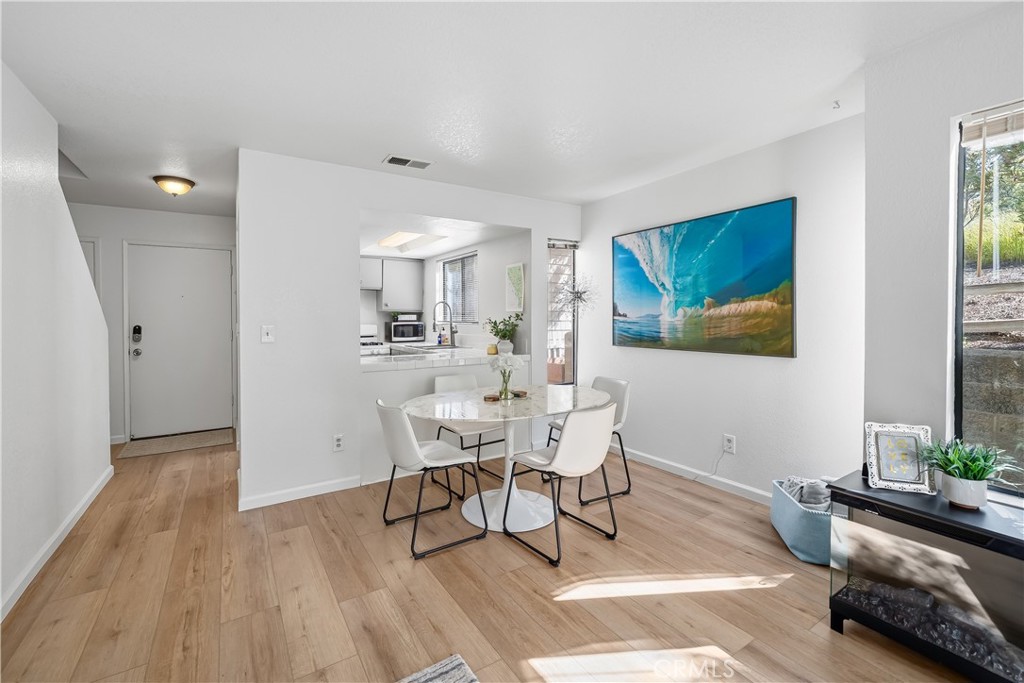 2975 Rockview Pl #13, San Luis Obispo, CA 93401