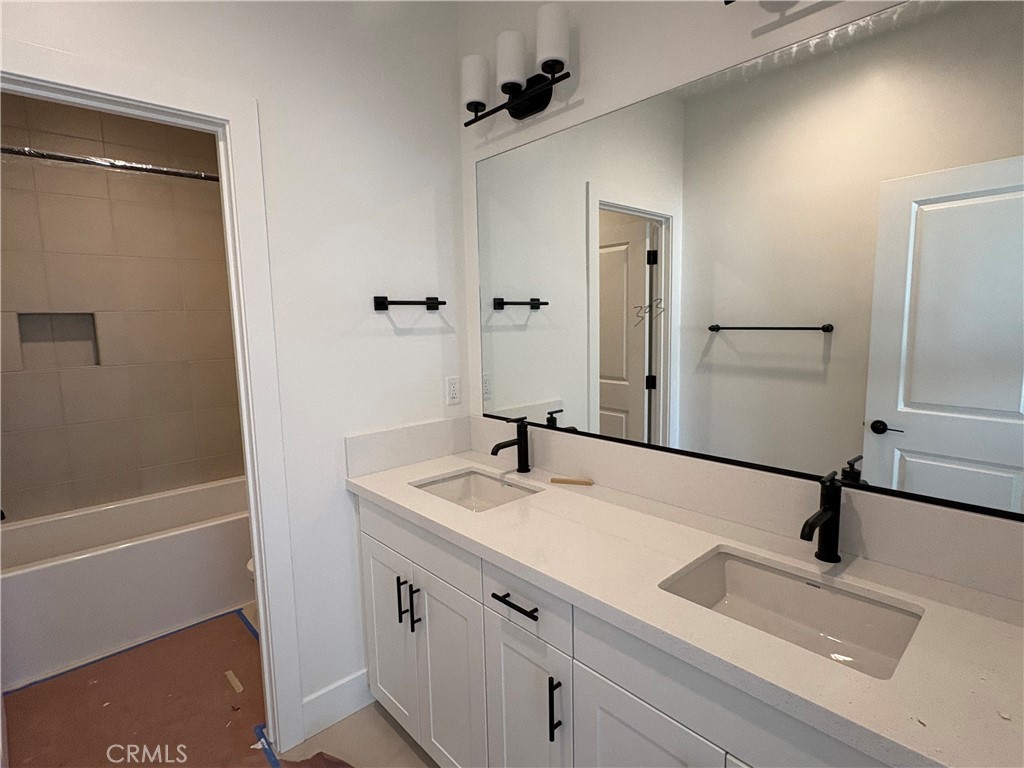 250 Memphis Belle Way, San Luis Obispo, CA 93401