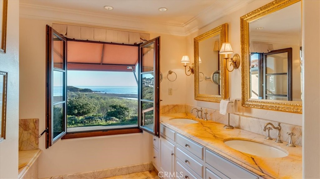 5710 Moonstone Beach, Cambria, CA 93428