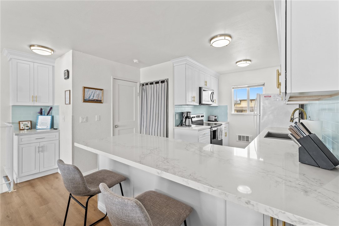 77 N Ocean Ave #12, Cayucos, CA 93430