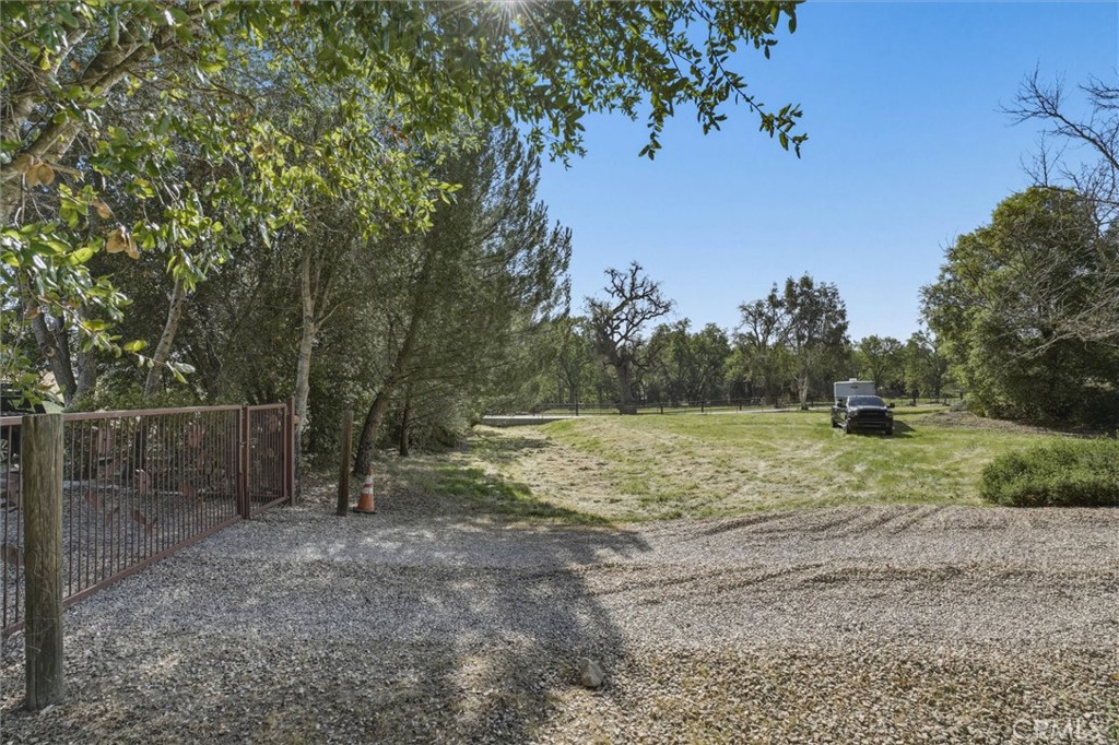 13730 El Camino Real, Atascadero, CA 93422