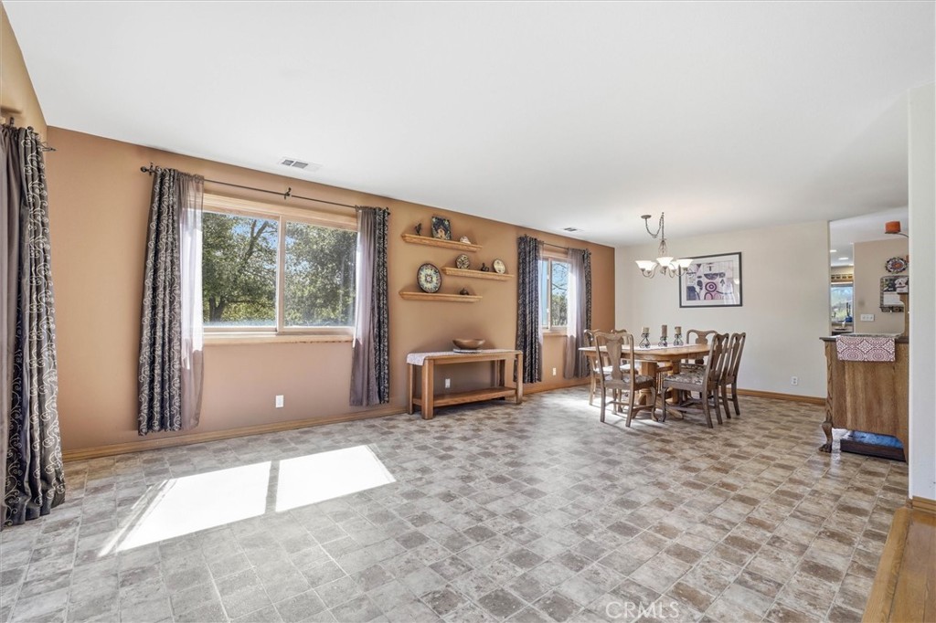 13730 El Camino Real, Atascadero, CA 93422