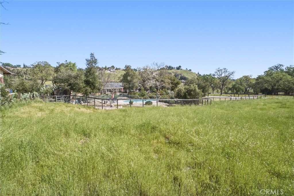 13730 El Camino Real, Atascadero, CA 93422