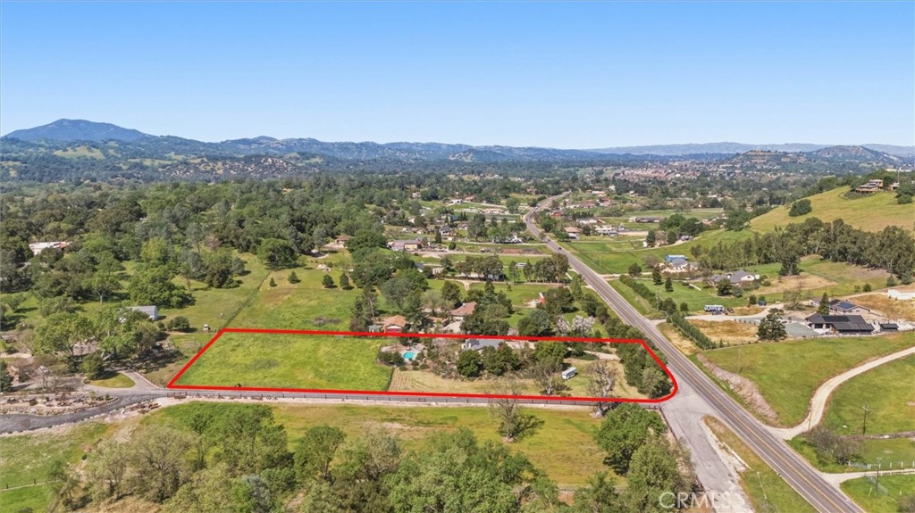 13730 El Camino Real, Atascadero, CA 93422