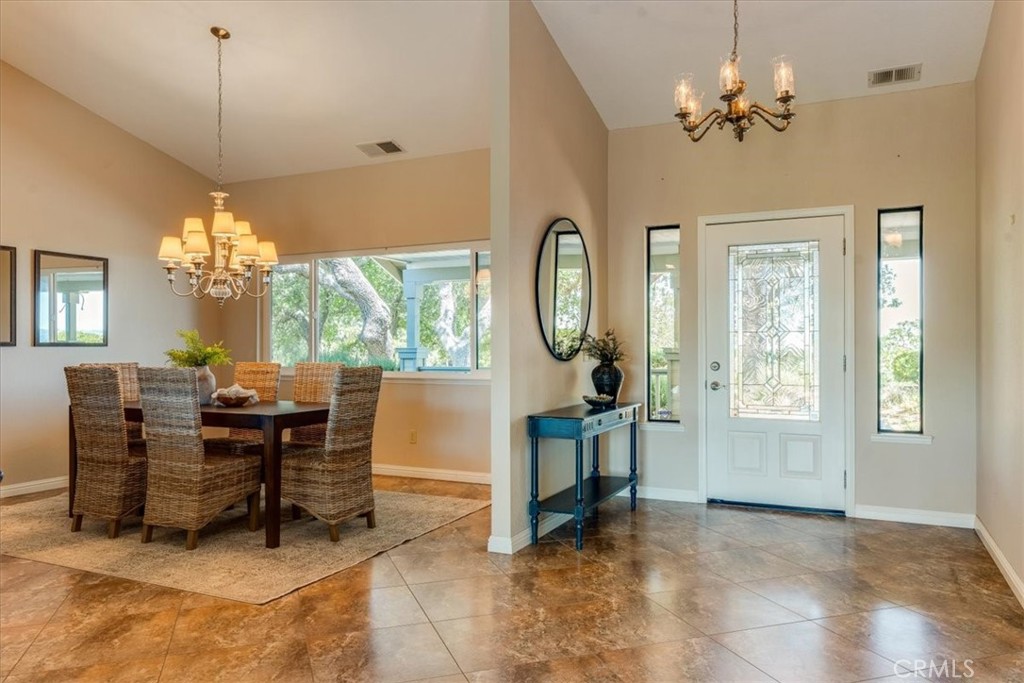 12405 Santa Ana, Atascadero, CA 93422