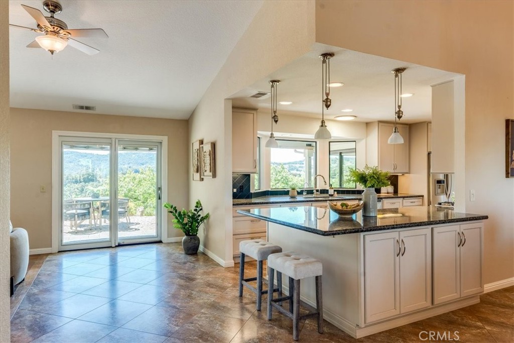 12405 Santa Ana, Atascadero, CA 93422