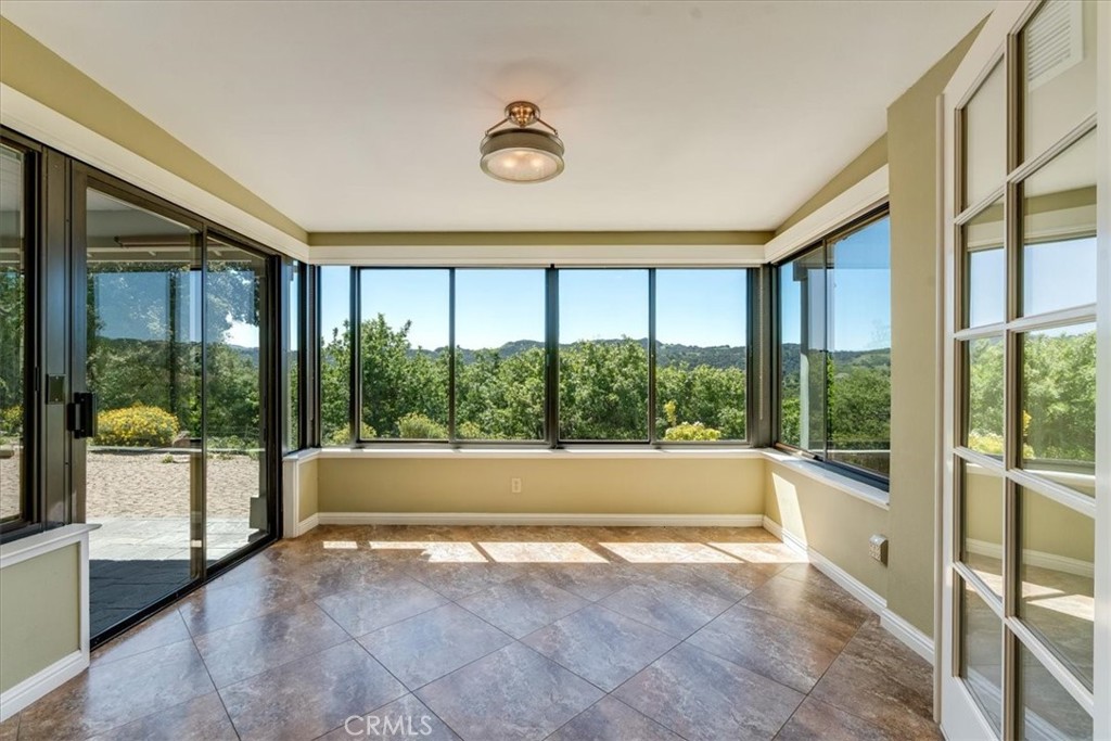 12405 Santa Ana, Atascadero, CA 93422