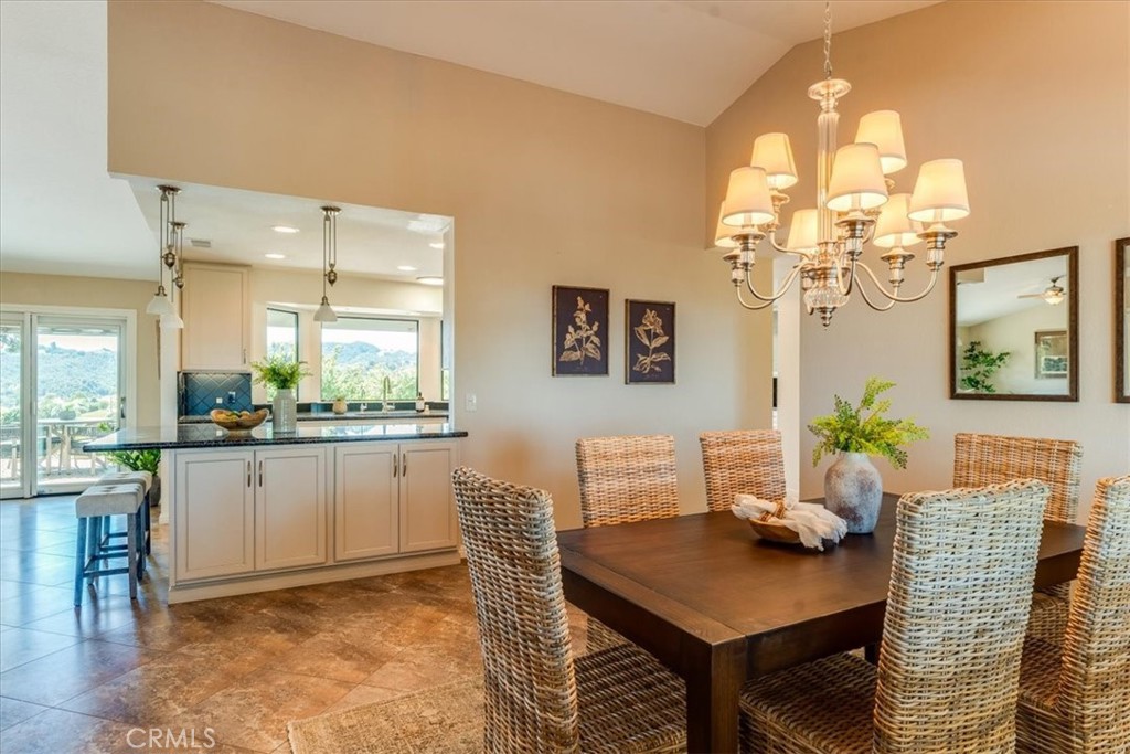 12405 Santa Ana, Atascadero, CA 93422