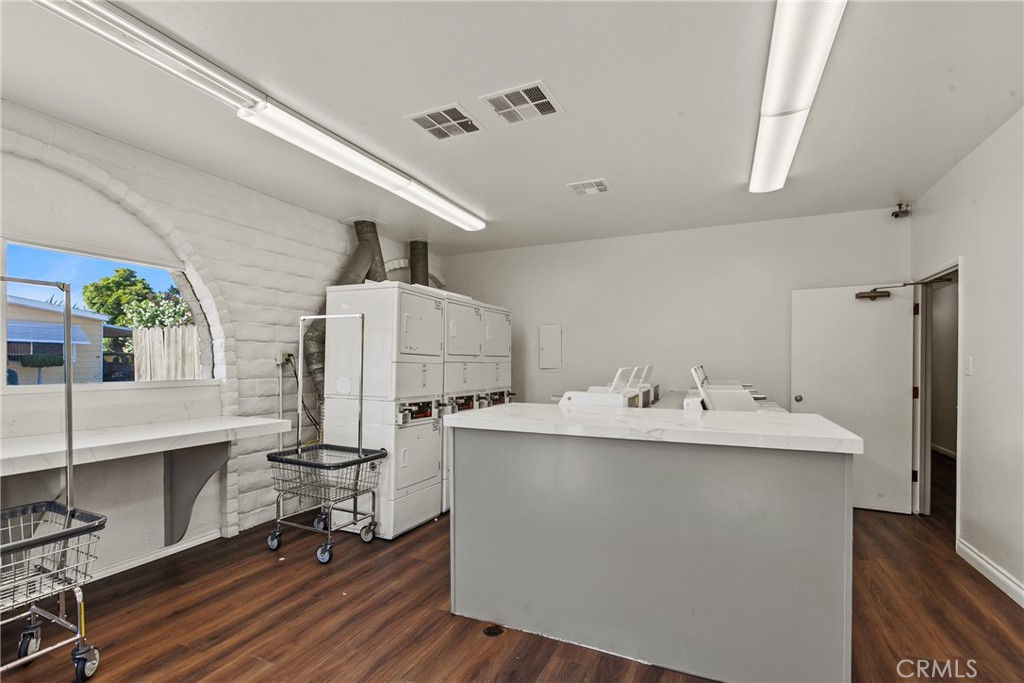 1716 Carolyn Dr #106, San Luis Obispo, CA 93405