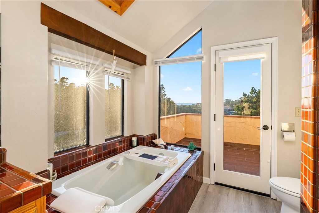 904 Hartford St, Cambria, CA 93428