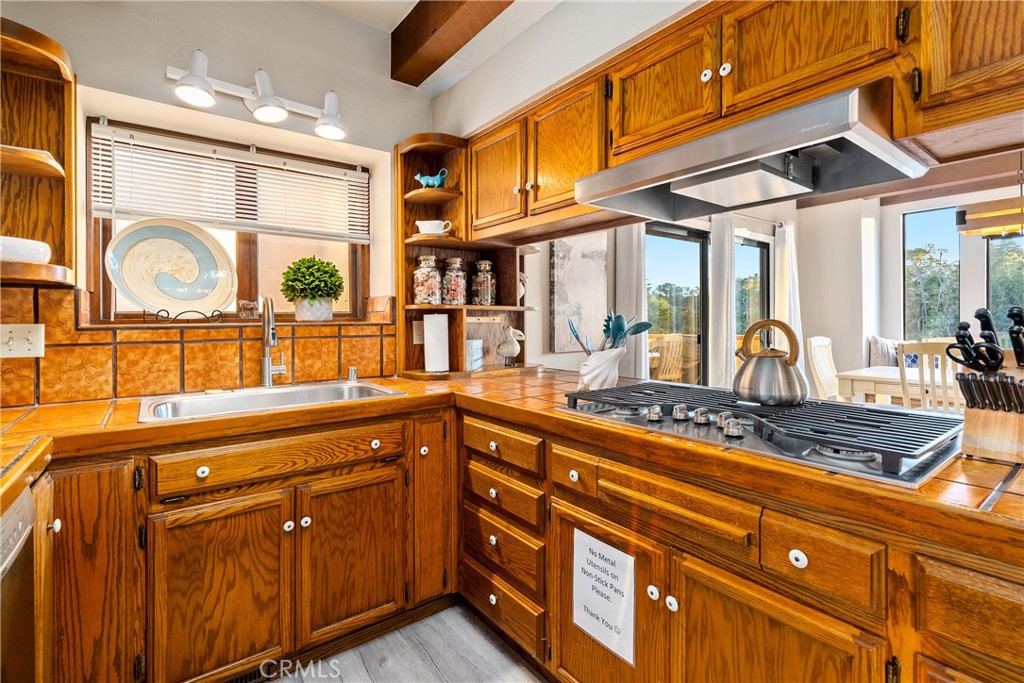 904 Hartford St, Cambria, CA 93428