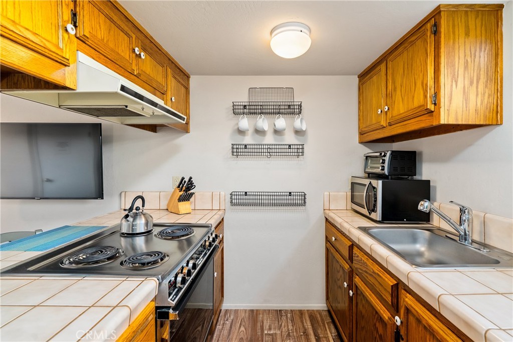 904 Hartford St, Cambria, CA 93428