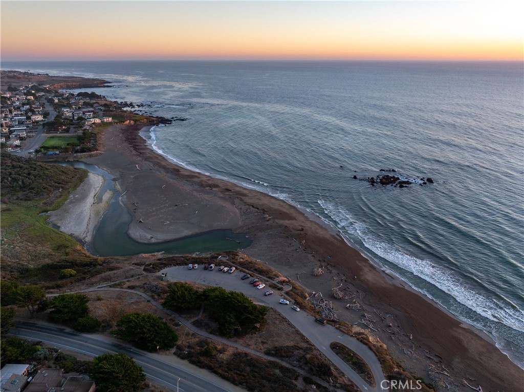 904 Hartford St, Cambria, CA 93428