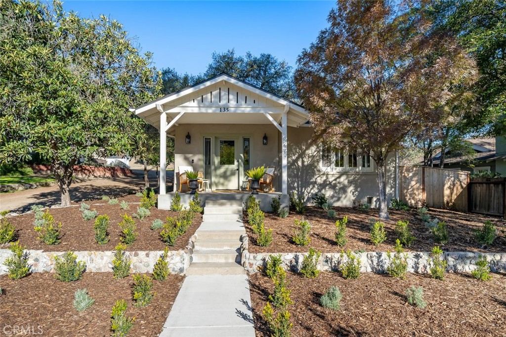 135 18th St, Paso Robles, CA 93446