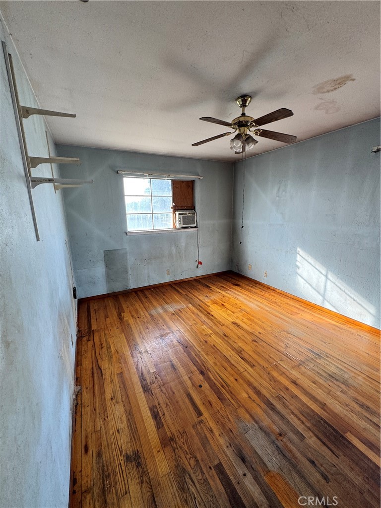 5703 E Hampton, Fresno, CA 93727