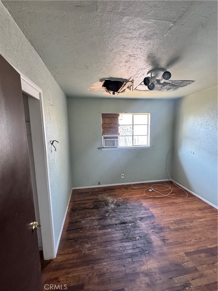 5703 E Hampton, Fresno, CA 93727