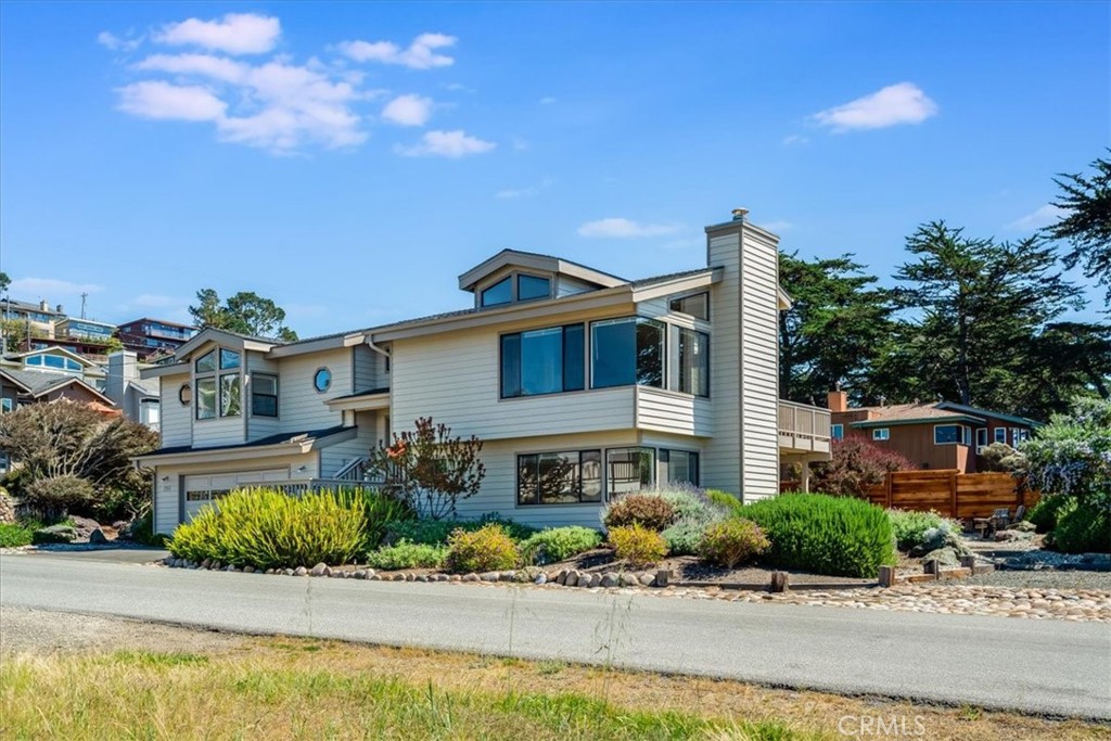 390 Lampton, Cambria, CA 93428