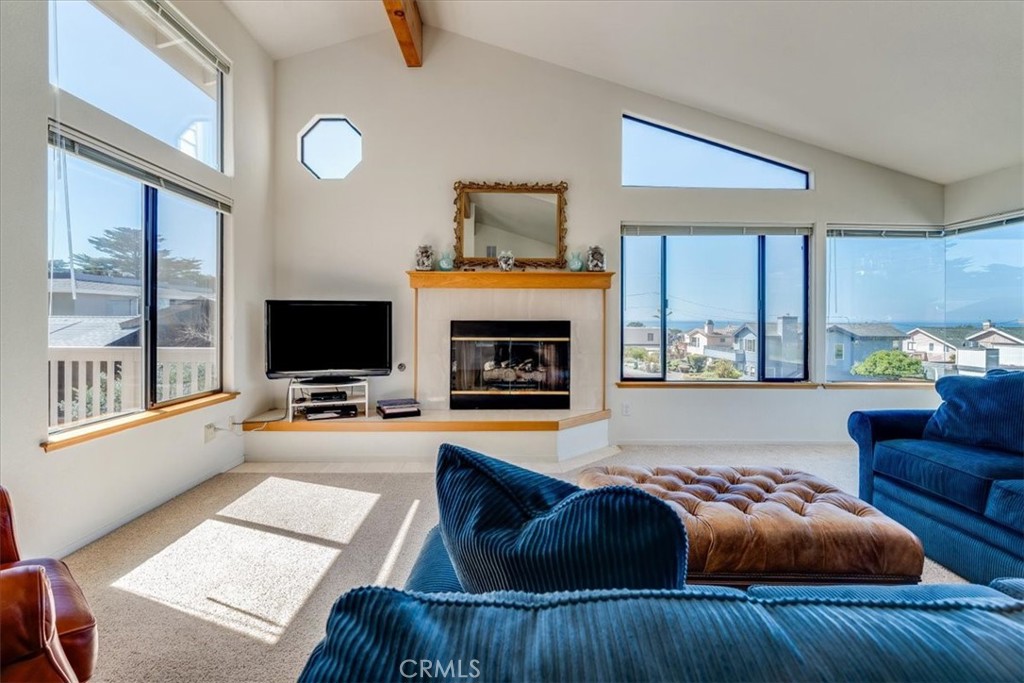 390 Lampton, Cambria, CA 93428