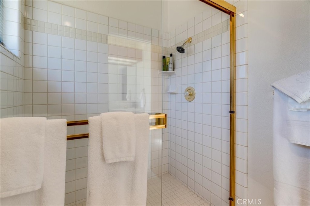 390 Lampton, Cambria, CA 93428