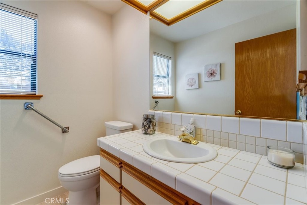 390 Lampton, Cambria, CA 93428